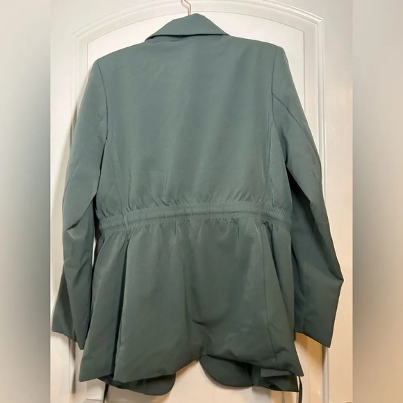 Athleta Endless Prima Twill Breathable Blazer in Green size 12 NWOT - Picture 8 of 13